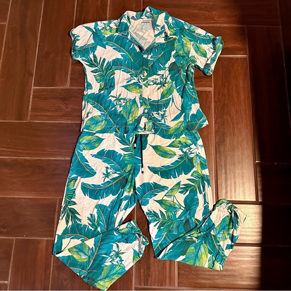 Soma Other - Soma Pajama Set - M
Palm Print